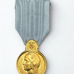 (48.001) M&eacute;daille d'honneur de l'Education physique et des sports