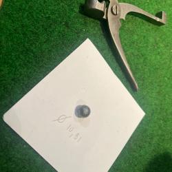 Moule à balle ancien