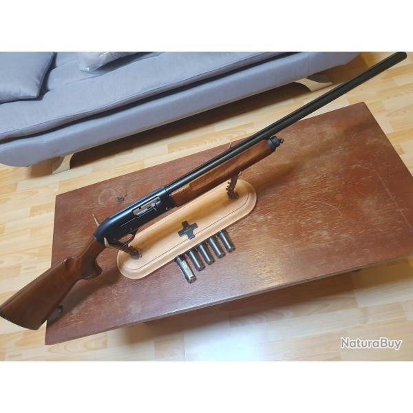 semi auto Hatsan Escort cal 12/76 super tat  1 sans reserve