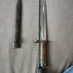 Dague ou ba&iuml;onnette, aucune id&eacute;e de la provenance de sa fabrication