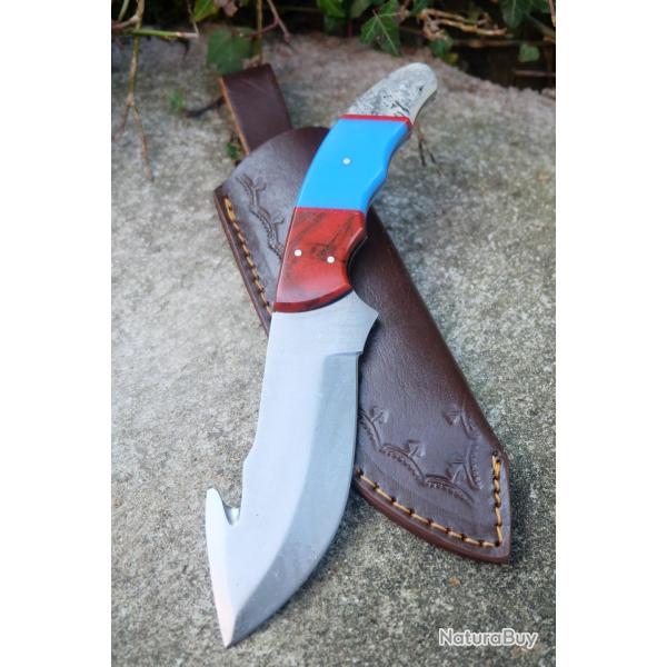 Couteau de Chasse  dpecer Crochet Lame Acier Carbone 1055 Manche Rsine Etui Cuir Artisanat