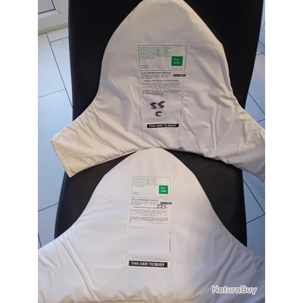 Enchre lot de 2 plaques balistiques 3a contre les armes de poings  lames anti trauma 52X36 52x34 cm