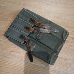 Porte chargeur mp40 reproduction