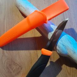 Super couteau Morakiv  en 220  mm.