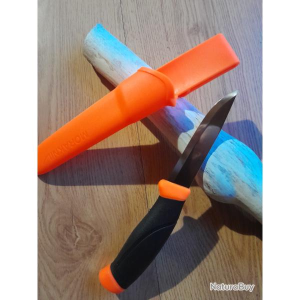 Super couteau Morakiv  en 220  mm.