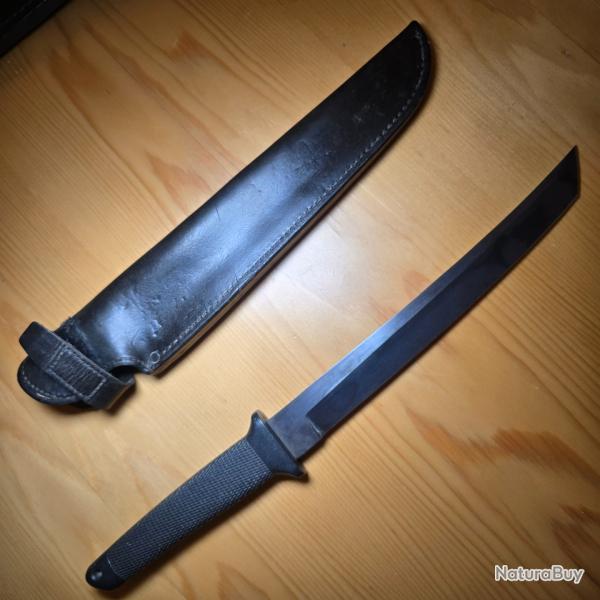 Dague tanto rangers moderne Japon.