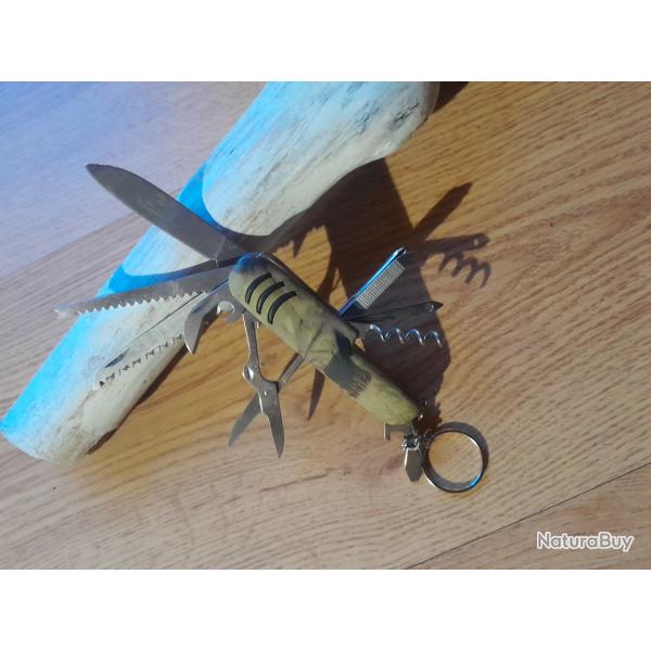 Couteau de poche Kronos.