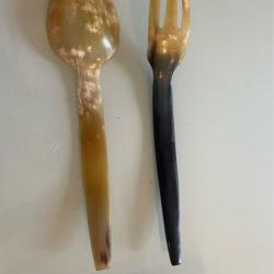 Couverts à salade en corne