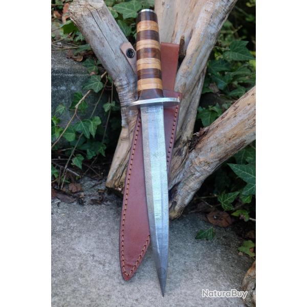Couteau Dague De Chevalier Lame Acier Damas 256 Couches Manche Bois Garde Nickel Etui Cuir Artisan