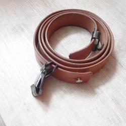 Sangle / bretelle en cuir, complète, pour fusil suisse Mdle FASS 57