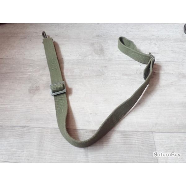Bretelle toile verte dans le style FASS 90, HK, Sten, ...