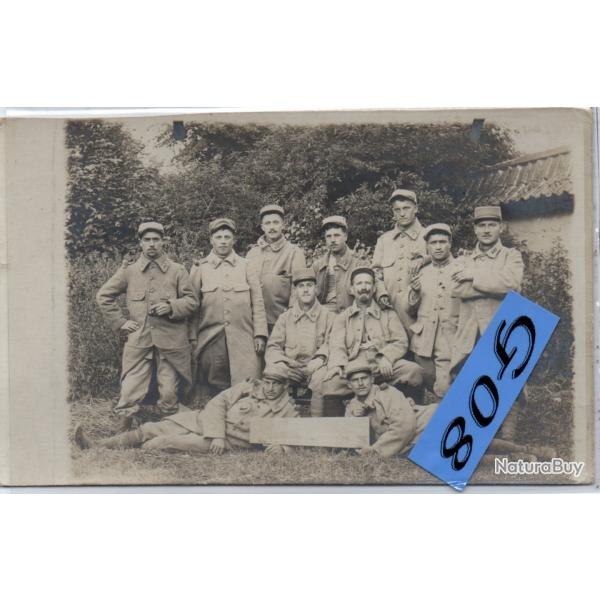 CPA -Photo Militaire - Un Groupe Soldats - N�4436