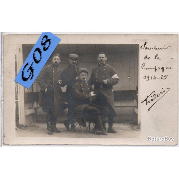 CPA -Photo Militaire - Un Groupe Soldats - N�4438