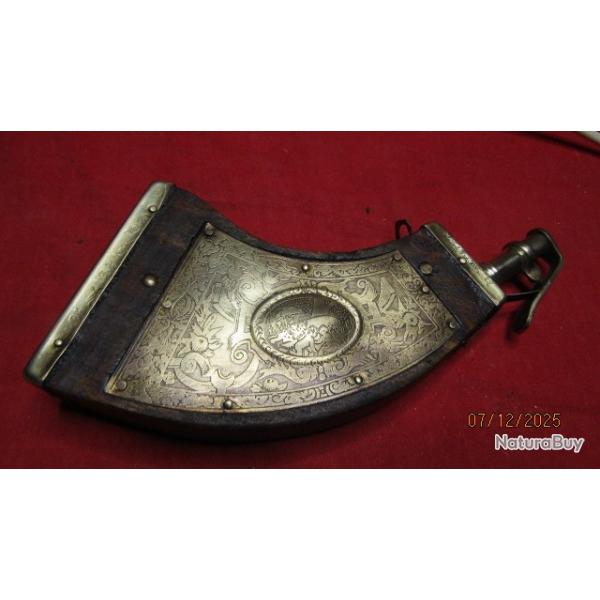 Belle POIRE A POUDRE fab ITALIENNE dcor romantique grav biface LOUVE ROMAINE REMUS ROMULUS  XIX