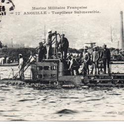 CPA- Marine de Guerre - Le Sous Marin " ANGUILLE -Torpilleur Submersible " - N&deg;4439