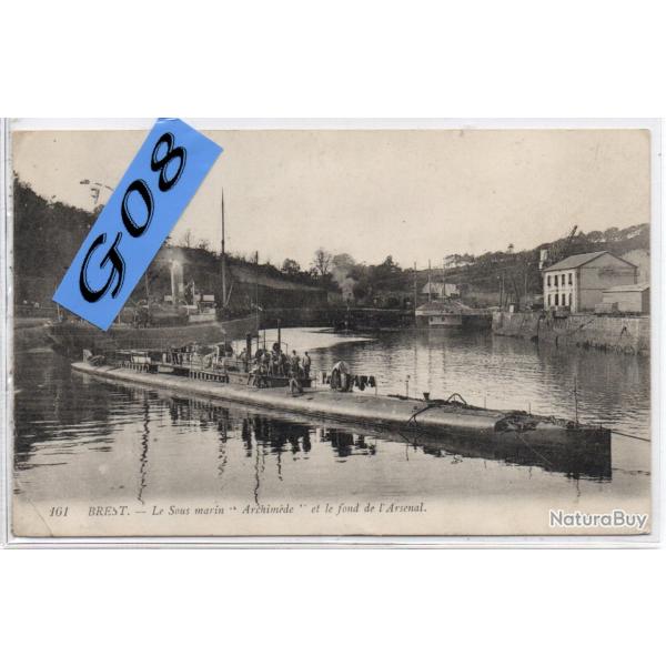 CPA- Marine de Guerre - Le Sous-Marin "Archim�de" et fond de l'Arsenal - N�4440