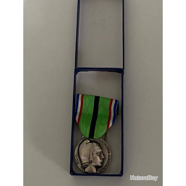 M�daille guerre 39/45 ��patriotes r�sistant � l'occupation��