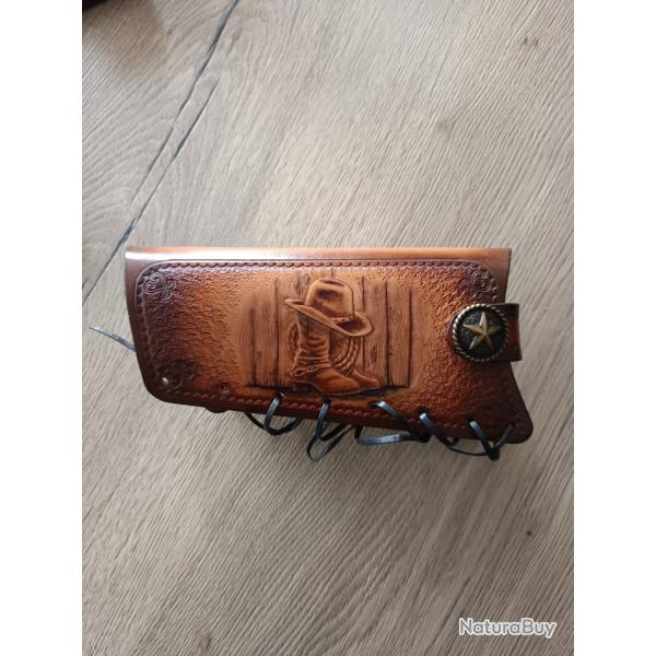 Cartouchi�re de crosse.