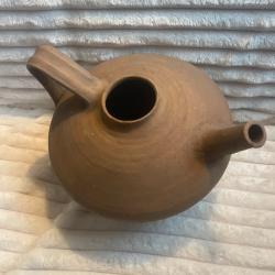 Pegarra ou cruche à eau traditionnelle du sud-ouest en terre cuite patinée.  Muni d'une anse