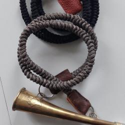 Sangle pibole et ou corne en paracorde et cuir, cousu main