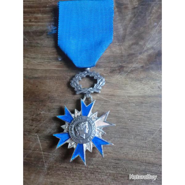 m�daille ordre national du m�rite