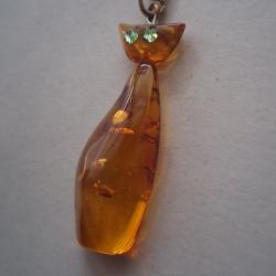Pendentif "Chat" en ambre de la mer Baltique jamais porté