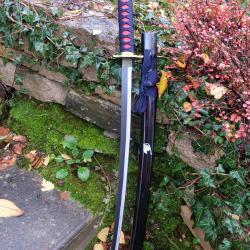 Sabre Katana De Ninja Cérémonie Lame Acier 440 Tsuba Métal Manche Façon Peau de Raie Etui Bois