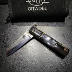 Couteau japonais ( BOÎTE FRANÇAISE FABRIQUÉ AU CAMBODGE) MANCHE CORNE DE BUFLE