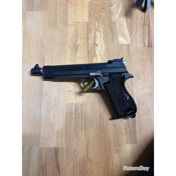 Sig P210-5 avec sa bo�te d'origine et sa cible test