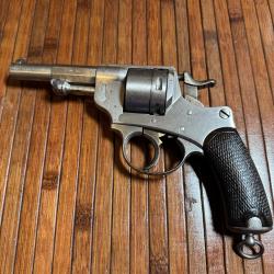 TRÈS BEAU REVOLVER RÈGLEMENTAIRE FRANÇAIS CHAMELOT DELVIGNE modèle 1873 MONOMATRICULE ET MIROIR