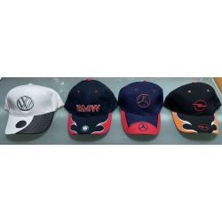 LOT 4 CASQUETTES