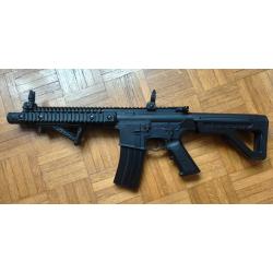 Carabine DPMS SBR CO2 Full Auto 4.5mm BBs 3.2 joules