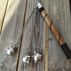 MASSE A 3 BALLES Fléau de combat 200611072