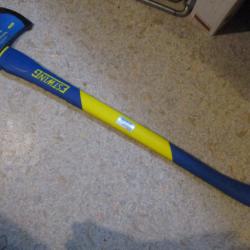 hache estwing 90cm neuve