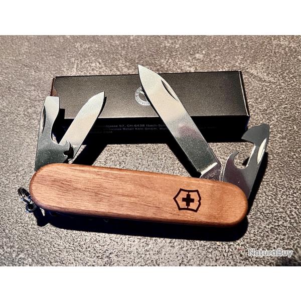 Couteau suisse by Mercedes victorinox spartan