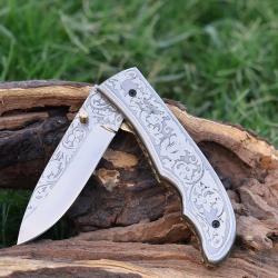 Couteau pliant élégant en acier inoxydable : haut de game.