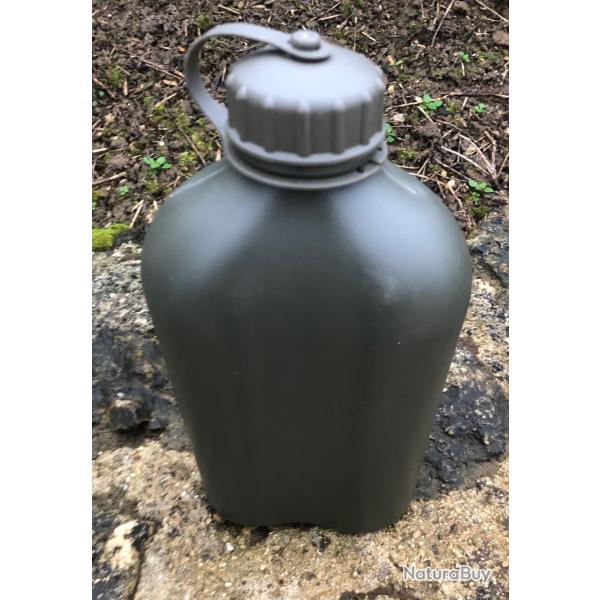 Gourde en plastique 1,3 litres Arm�e Fran�aise �tat neuve fabrication 2014