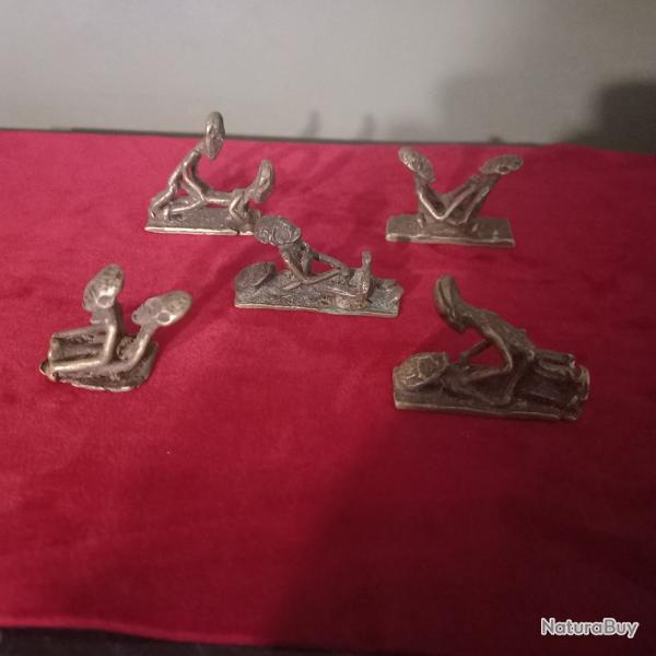 figurine �rotique ancienne de l'art Africain en bronze