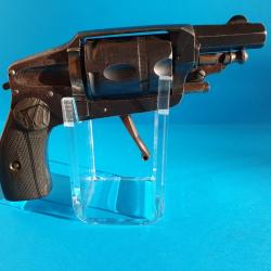 R&Eacute;VOLVER V&Eacute;LODOG HAMMERLESS, en 6 mm, datant des ann&eacute;es 1900