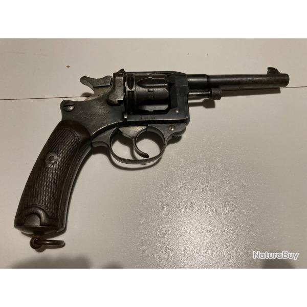 Revolver 1892 Saint �tienne neutralis�