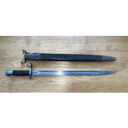 Ba&iuml;onnette Anglaise P1913 " Remington " et fourreau.