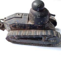 ENCRIER char Renault FT17, collector avec marquage