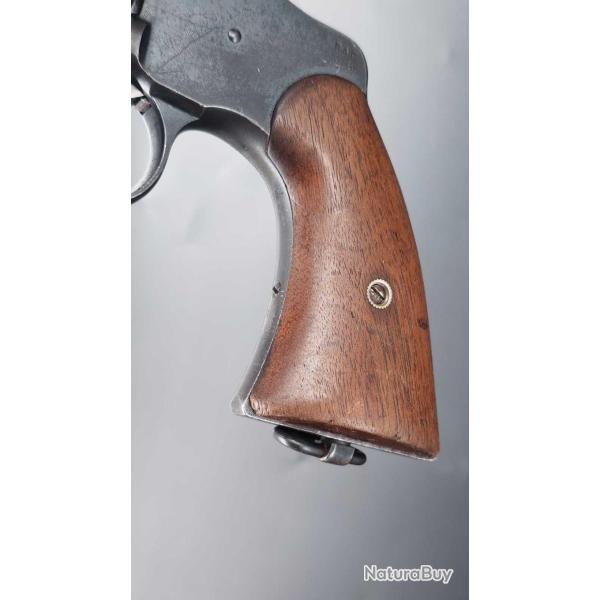 PAIRE DE PLAQUETTES EN BOIS POUR REVOLVER COLT95 US ARMY 1892 / 1894/ 1896/ 1901/ 1903