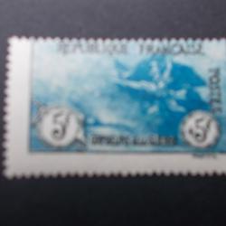 timbre 5+5 francs n°155,neuf coté 5800 euros chez yvert!!!les orphelins de guerre!!RARE