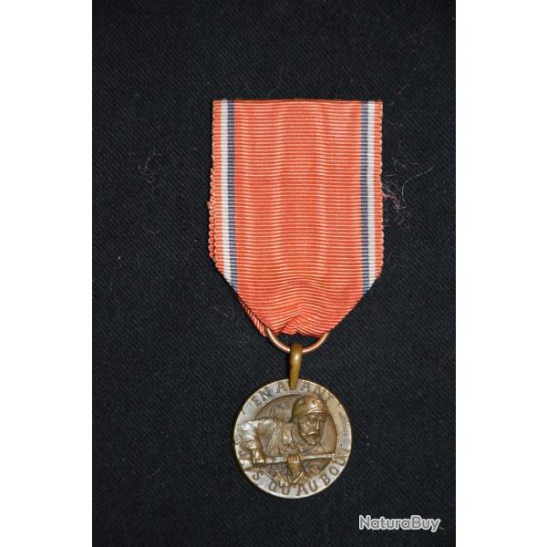 MEDAILLE DE VERDUN- MODULE DE REVILLON A BELIERE ETRIER -GRANDE GUERRE 1914/1918