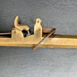 ANCIEN ET IMPOSANT PIEGE A FEU, TOUT EN BRONZE MASSIF, 1125 GRAMMES,CANON, POUR COLLECTION