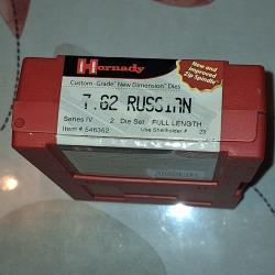 Hornady custom grad jeu d outils 7.62 russian NEUF en stock vendu par poudrenoirepro