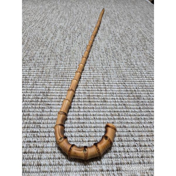 Canne ancienne en bambou