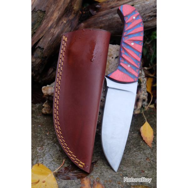 Bushcraft Couteau de Chasse Survie Lame Acier Carbone 1055 Manche Fushia Etui Cuir Fabric Artisanale