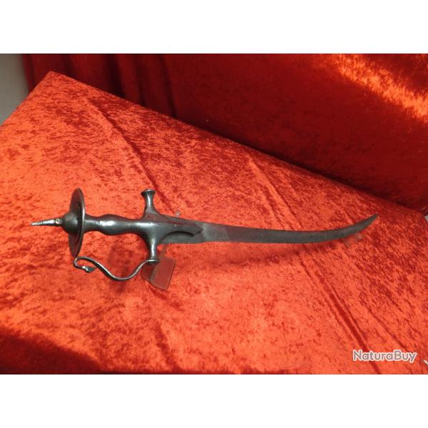 Arme Indo Persane, 19�me si�cle XVlll �me si�cle. Sabre talwar